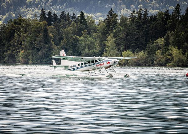 00 Header Cessna 208 Amphibian Caravan the Flying Bulls Photo by Mirja Geh 00 Header Cessna 208 Amphibian Caravan the Flying Bulls Photo by Mirja Geh