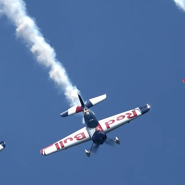 00_header_czech_aerobatics_team.jpg